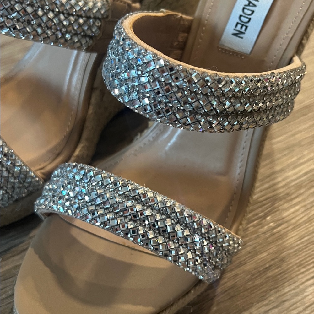 Steve Madden Silver Bejeweled Wedges 6.5 - Picture 2 of 8